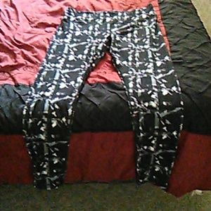 Work out leggings  there for size large